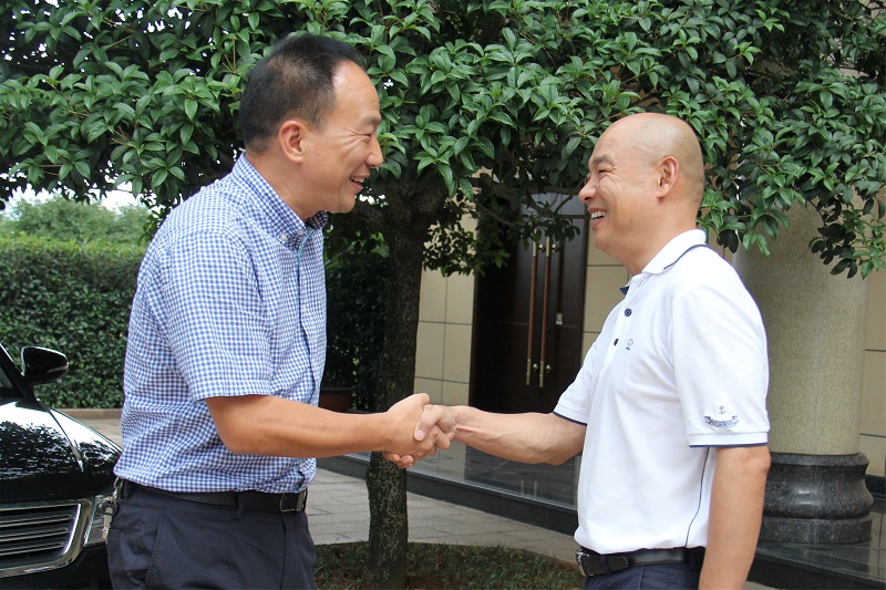 副县长裘武宏莅临公司视察事情-佰福国际药业