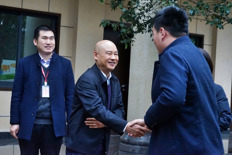 立异搏腾飞 全心造好药——天下主流媒体团走进佰福国际-佰福国际药业